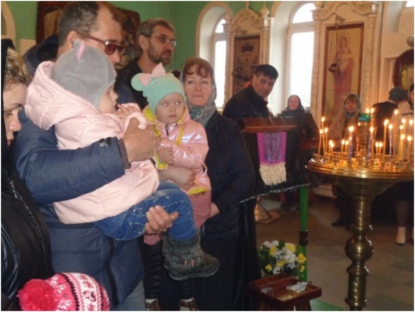 В Неделю 2-ю Великого поста благочинный Клетского округа протоиерей Михаил Пономарев совершил Богослужение в храме ст. Клетской.