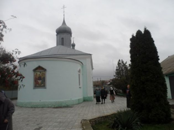 В Неделю 18-ю по Пятидесятнице в храме ст. Клетской состоялась Божественная воскресная Литургия.