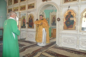 Литургия в храме Живоначальной Троицы - Рождество честного славного Пророка, Предтечи и Крестителя Господня Иоанна.