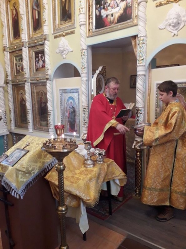 Престольный праздник храма святителя Николая Чудотворца в станице Кременской Клетского благочиния.