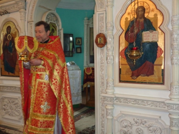 Неделя 2-я по Пасхе, апостола Фомы. Антипасха. Поминовение усопших воинов.