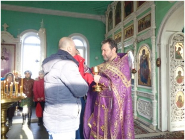 Воскресное Богослужение в храме Живоначальной Троицы станицы Клетской