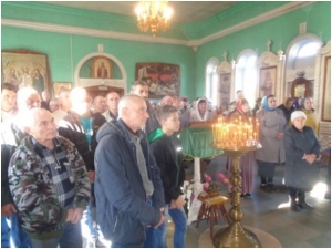 В Неделю 19-ю по Пятидесятнице, благочинный Клетского округа совершил воскресную Литургию в храме Живоначальной Троицы.