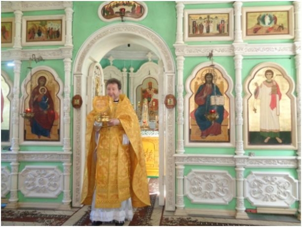 Воскресное Богослужение в храме станицы Клетской
