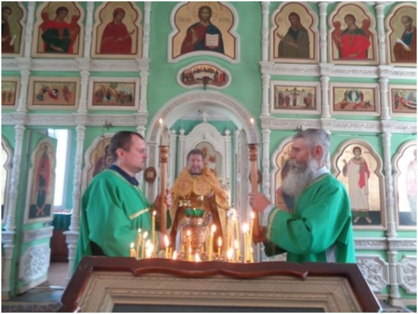 Воскресное Богослужение в храме ст. Клетской.