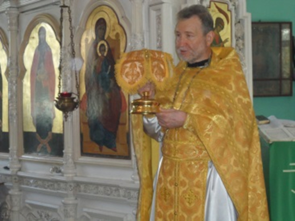 Воскресная Божественная Литургия в храме ст. Клетской. Неделя 8-я по Пятидесятнице.
