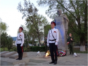 Благочинный Клетского округа Калачевской Епархии протоиерей Михаил Пономарев совершил Литию по воинам, погибшим в годы Великой Отечественной Войны