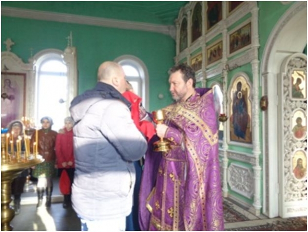 Воскресное Богослужение в храме Живоначальной Троицы станицы Клетской.