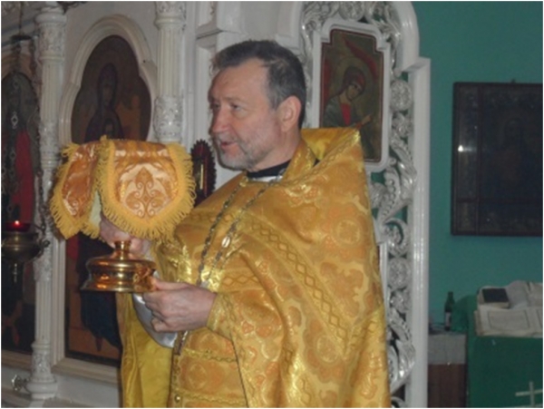 В храме станицы Клетской состоялась Литургия – Предпразднство Введения во храм Пресвятой Богородицы.